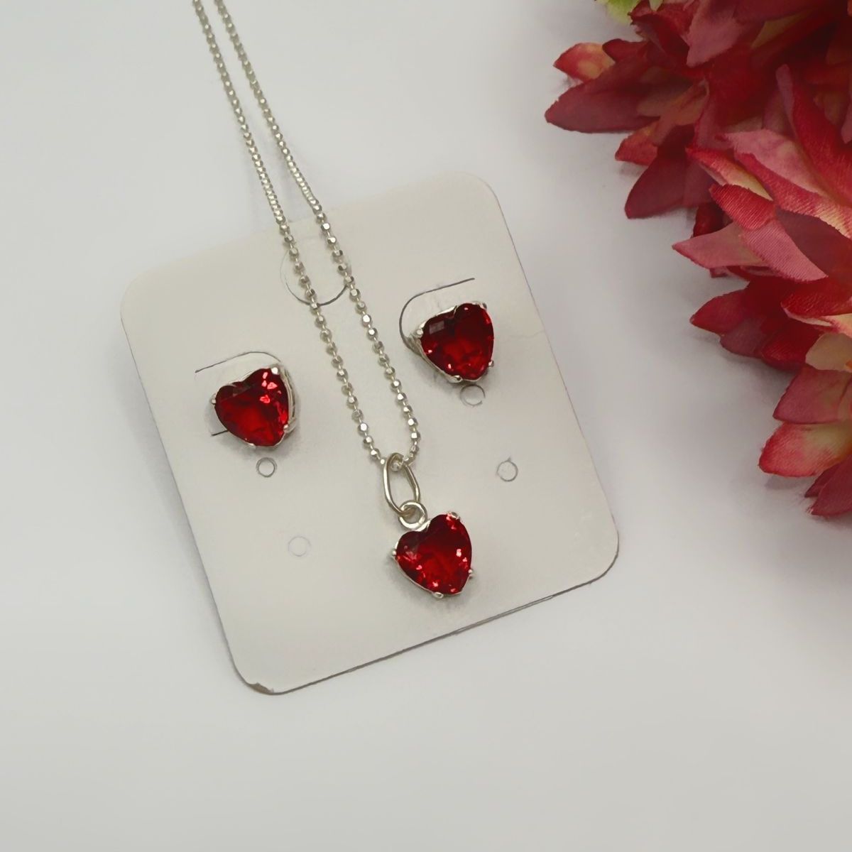 Paixão à Primeira Vista: O Brilho do Rubi na Prata 925! ❤ - Imagem 3