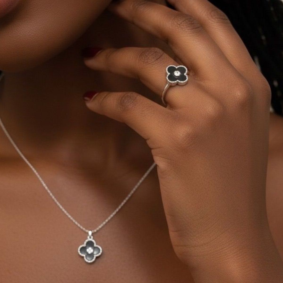 ✨ Conjunto Trevo em Prata 925 com Ônix ✨ - Imagem 4
